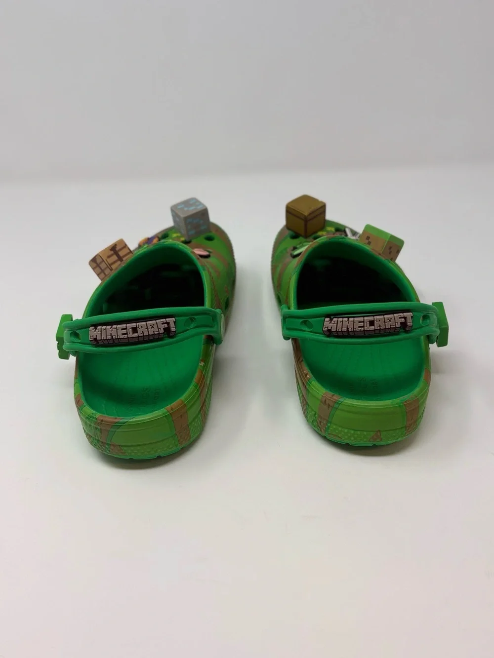 Crocs  x Minecraft Classic Lightweight Clogs Green Kids C13